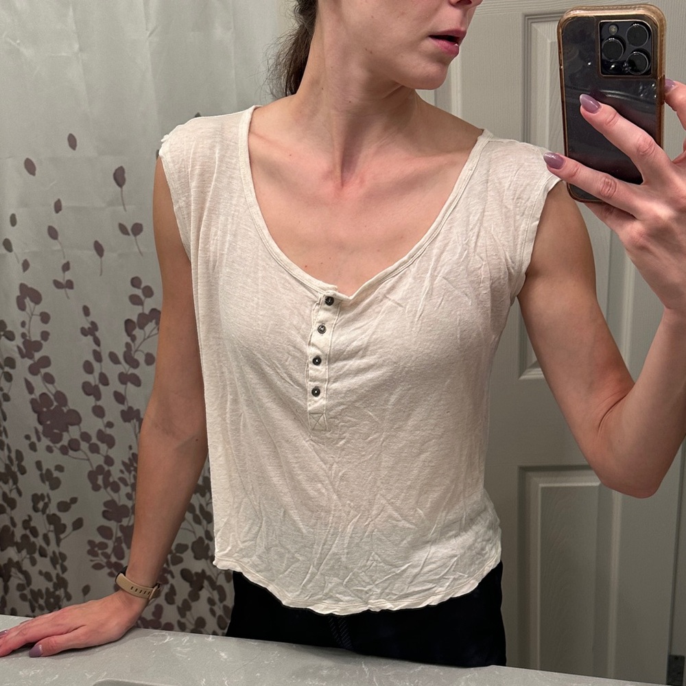Stem Off-White Buttoned Tank Top